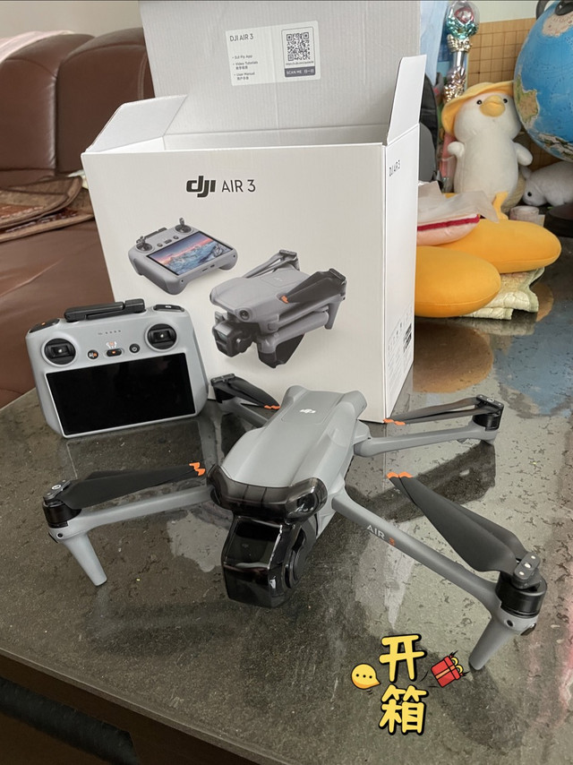 大疆 DJI Air 3 畅飞套餐开箱，便宜300多！