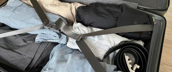 网红款行李箱用起来到底怎么样？地平线8号-大旅行家系列行李箱深度测评！（暴力推拉测试）