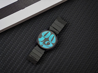 三星Galaxy Watch6 碳纤维表带酷不酷？