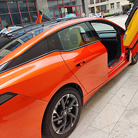 汽车 篇三：看看上门来的埃安旗下高端车，hyper昊铂GT，外观很炫酷