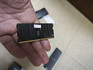 94元16g单根3200频率DDR4内存条，NAS升级