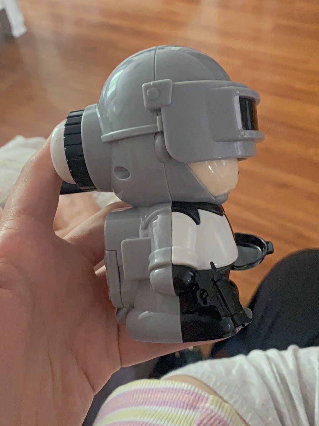 转笔刀小学生削笔刀手摇自动进铅铅笔削笔器