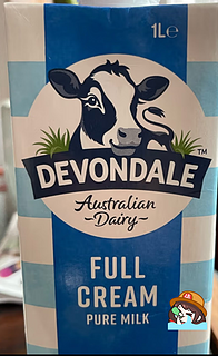 德运全脂纯牛奶，让你感受到澳洲清晨的阳光