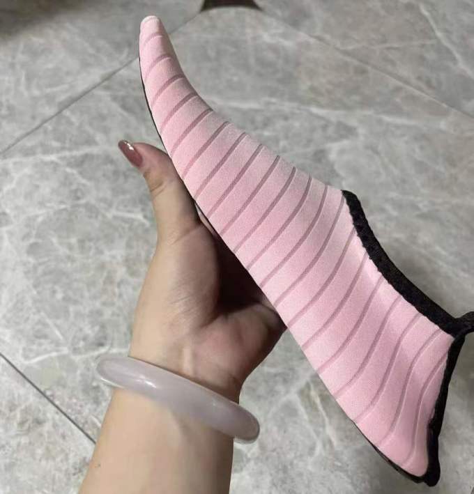 休闲运动鞋