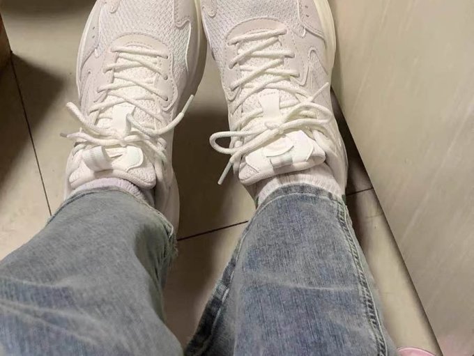 休闲运动鞋