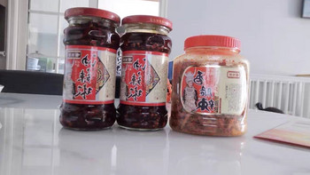 贵州特产，苗姑娘花生五脆辣椒酱，风味独特，拌饭拌面必备。