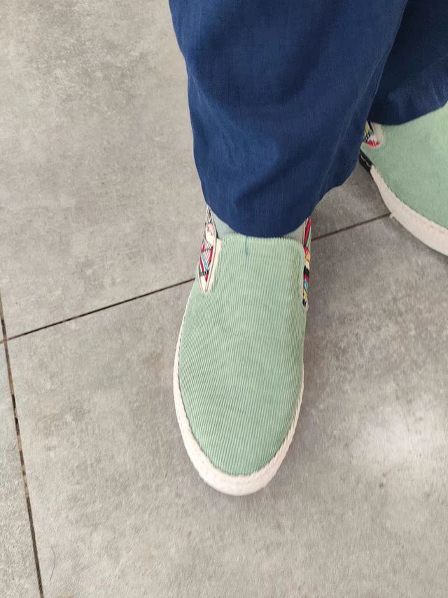 老北京布鞋的新样子太青春！