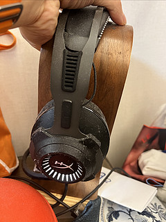 HyperX黑鹰S耳机，929元竟然这种质量