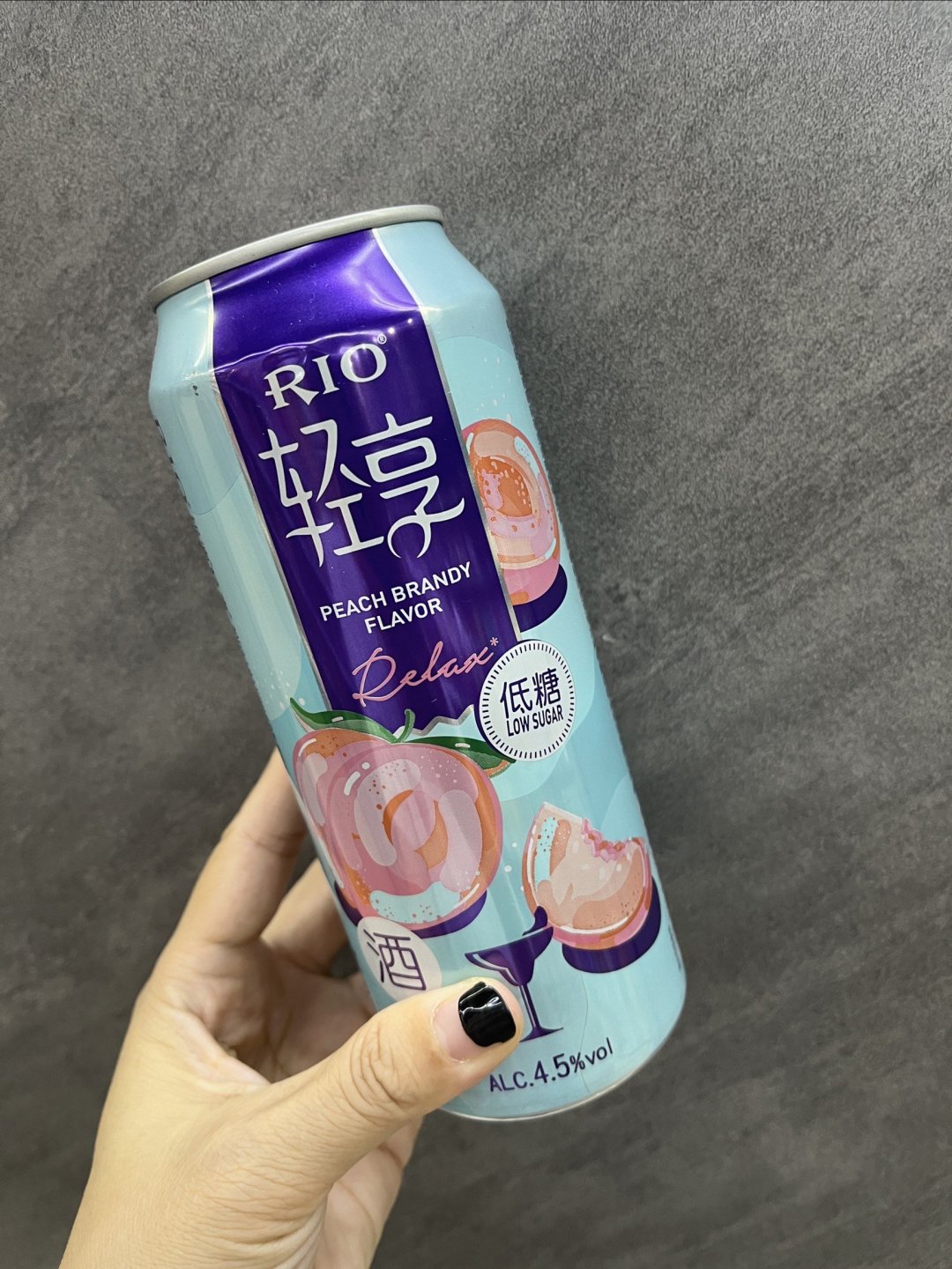 rio锐澳轻享白桃白兰地味鸡尾酒