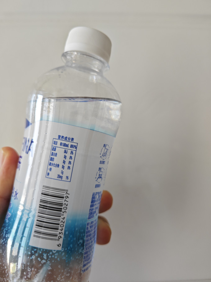 纯水乐起泡饮用水