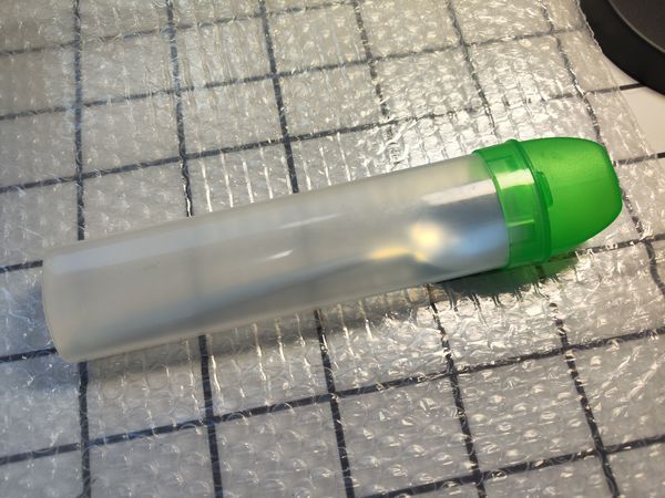 旅行牙刷盒平时放餐具还挺好用