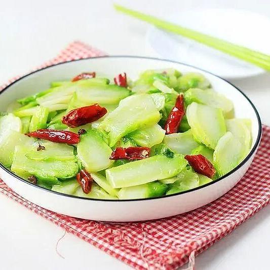 好多人不会做这菜，只需几分钟炒一炒就上桌，清热败火，去油腻