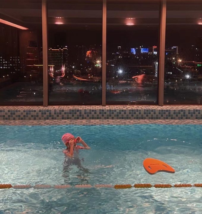 海波特游泳