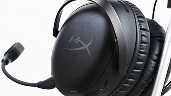 超越经典的续作，极度未知HyperX飓风3游戏耳机开箱试玩