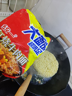 统一红烧牛肉面