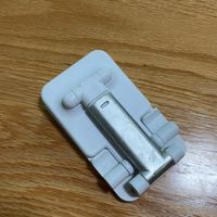 这款支架让你的手机更安全