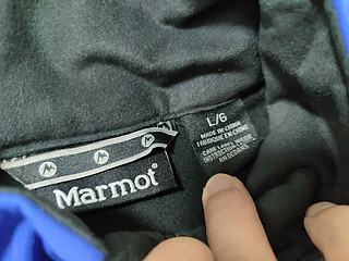 Marmot  m1 国鼠拼接无帽款 货号80171