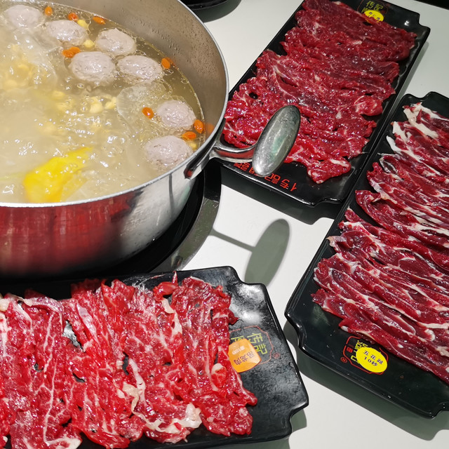 秋季增强体质就要多吃牛肉火锅