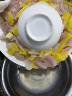 秋季治疗小朋友咳嗽简单有效的食疗