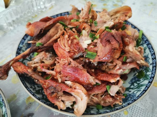 运动之后，犒劳自己一只铁板鸭