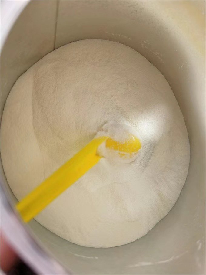 伊利成人奶粉