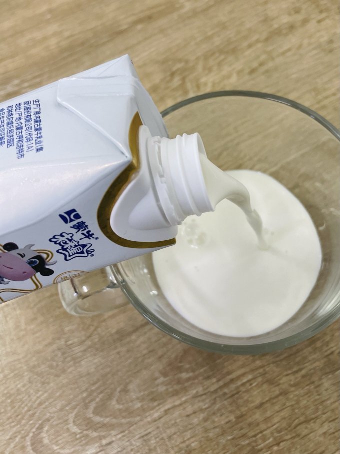 蒙牛常温牛奶