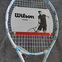 适合初学者的wilson网球拍，小熊联名很漂亮