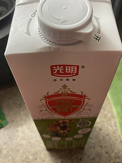 光明鲜牛奶，巴氏杀菌乳