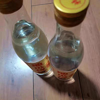 地瓜烧酒：正宗瓜干酒，口感醇厚，营养丰富