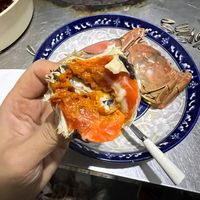中秋，买大闸蟹带回去做给家里的人吃