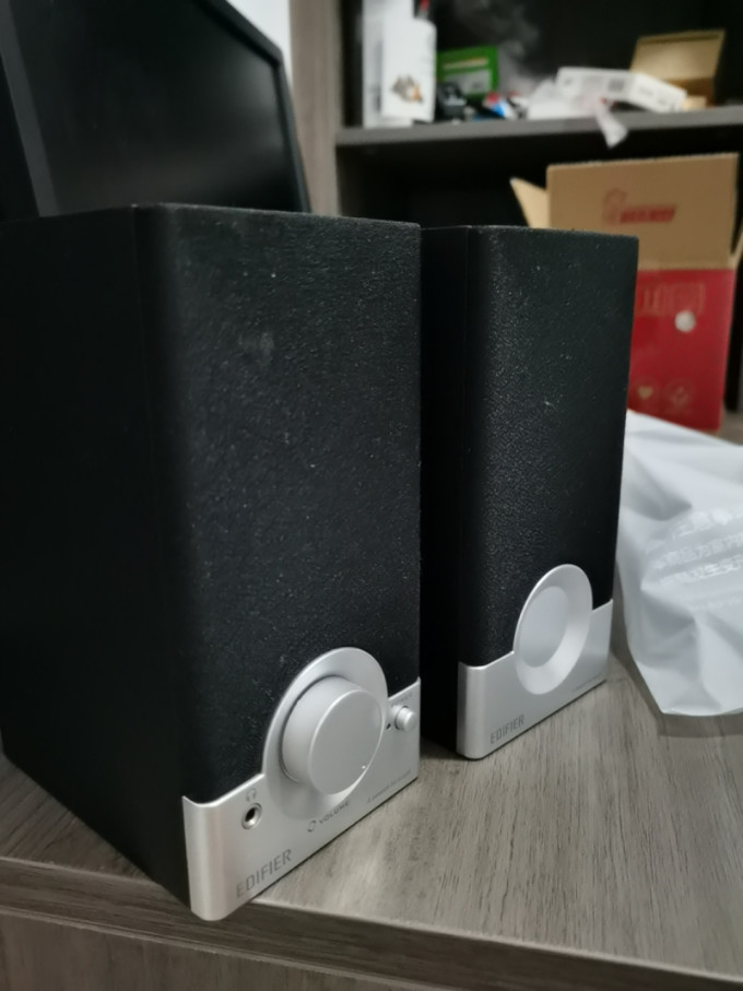 漫步者多媒体音箱