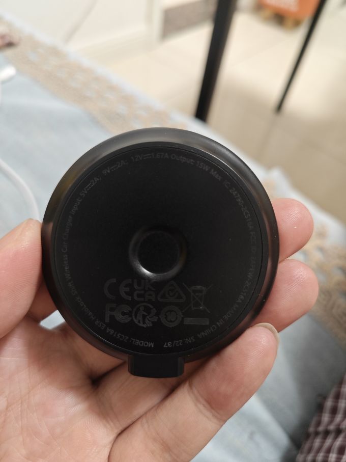 绿联车载充电器怎么样 30块magsafe无线车充,没有吃亏和上当_什么值得