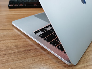 MacBook Pro A2289现在日常使用也蛮流畅的