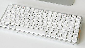 码字手感飞起，矮轴键盘的颜值天花板：Lofree洛斐小顺84键矮轴机械键盘体验