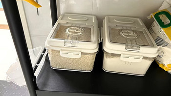 厨房大米的收纳推荐米桶真的很方便