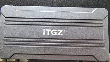 电脑数码 篇三：ITGZ USB4.0 硬盘盒开箱