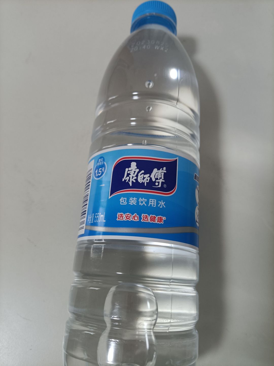 康师傅包装饮用水550mlx24瓶新鲜日期纯净水现货整箱正品批发