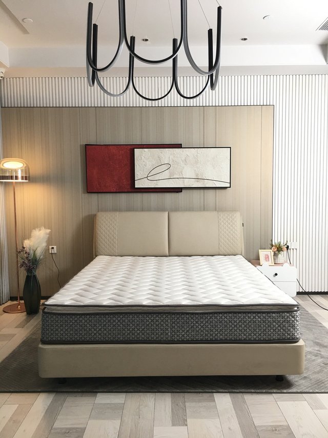 不愧是我等了一个月的真皮床