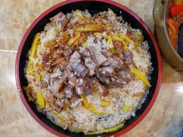 香喷喷的手抓饭