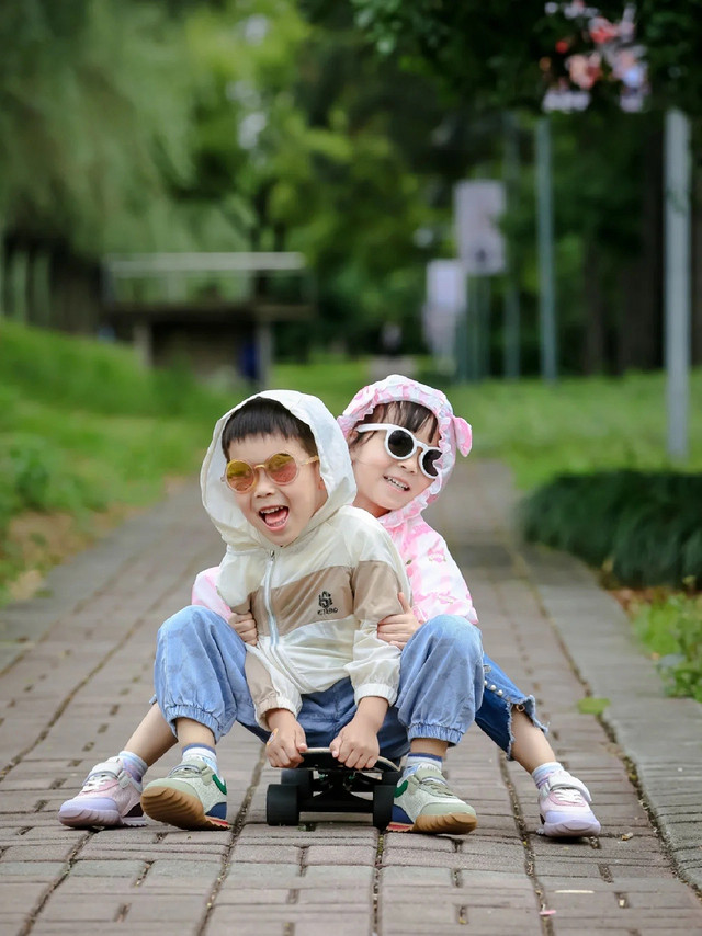 小兄妹的雨后野餐|||🌈一转眼 都立夏了呢