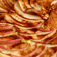 珑珑烘焙坊 篇十一：秋天来的那天，烤个肉桂苹果塔吃吃吧