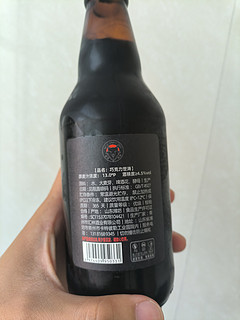 口感很棒的黑狸巧克力世涛啤酒，醇香适饮。