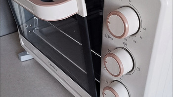 美食达人的首选—— 一款独具匠心的电烤箱