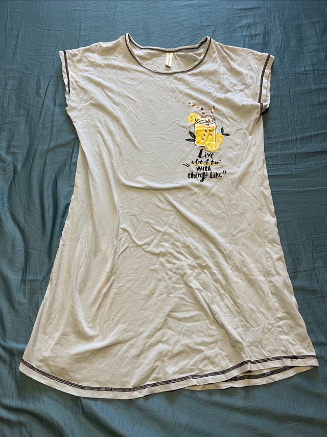 19块钱的芬腾睡裙还是很香的