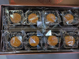 中国香港元朗荣华流心奶黄月饼港式流沙中秋高档礼盒装团购