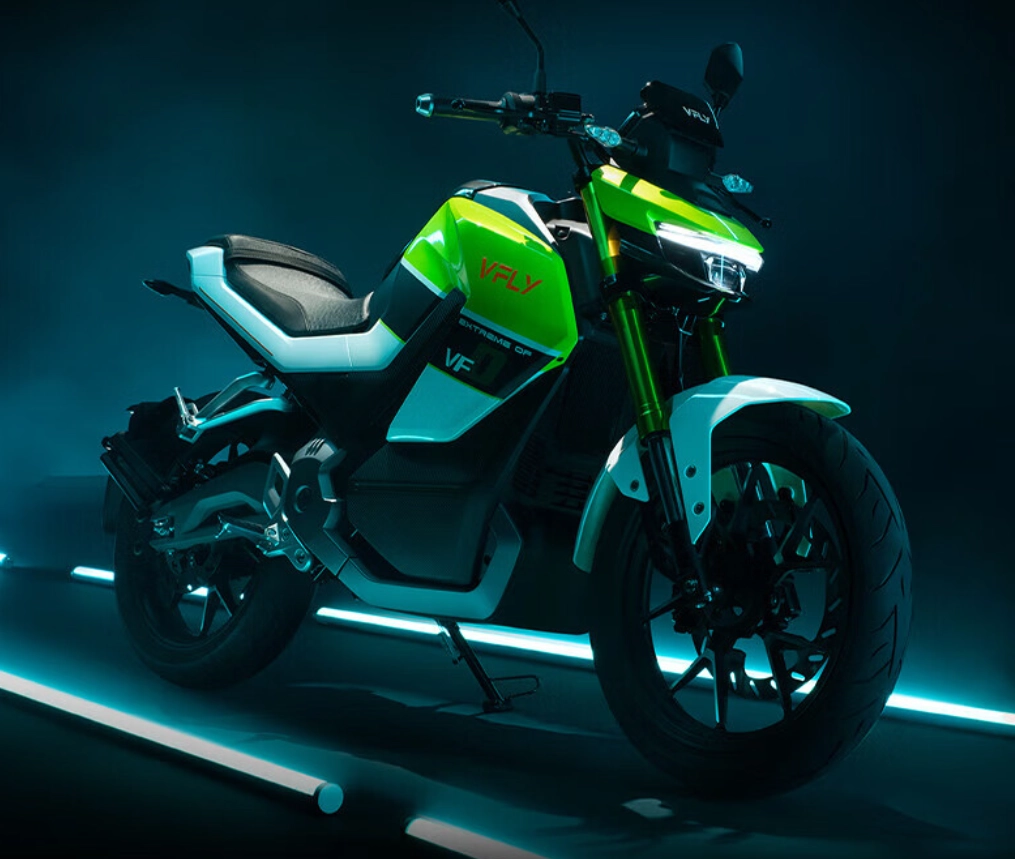 2023重庆摩博会：雅迪飞越 FD7 电动摩托车发布，2.18 万元