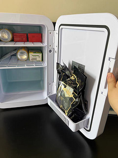 美菱小冰箱提升幸福感的好物。