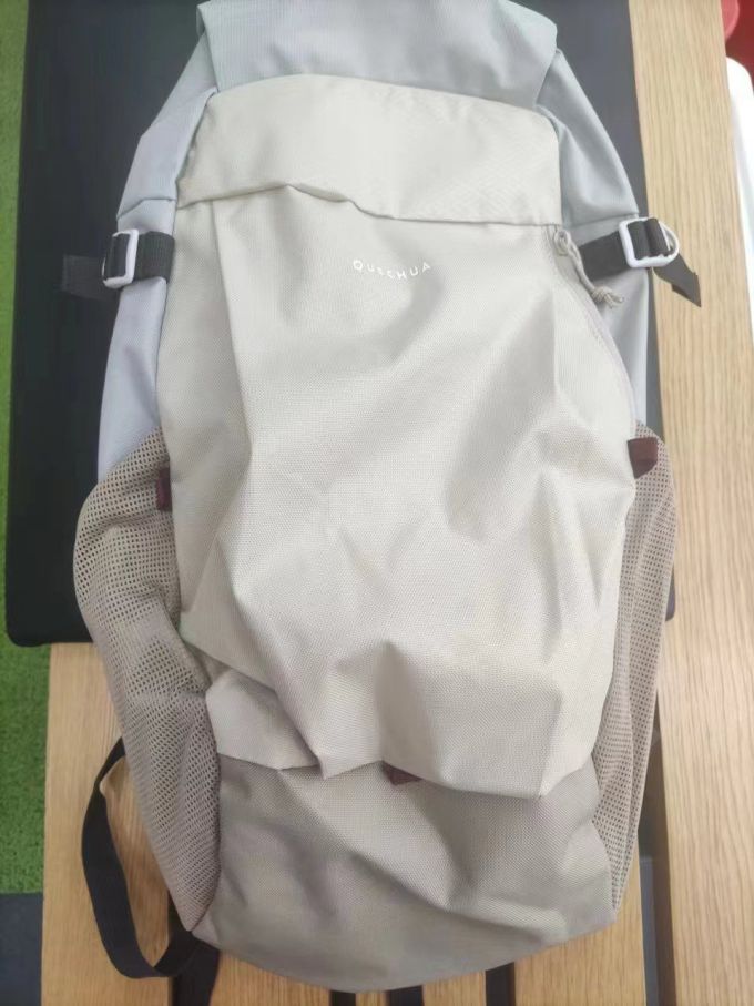 迪卡侬登山包