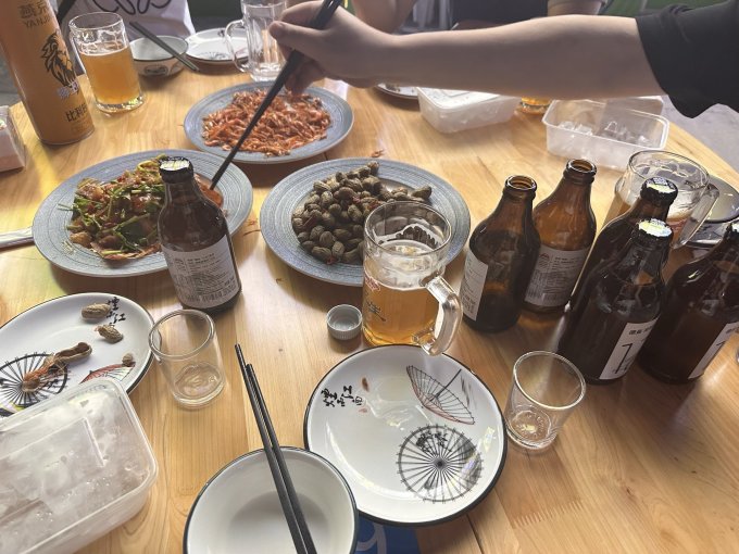 啤酒