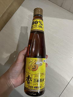 400ml 福临门压榨芝麻油，烹饪火锅必备，香气扑鼻，口感绝佳!